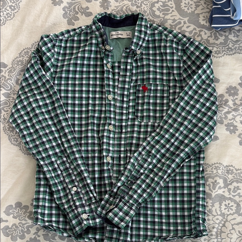 Abercrombie & Fitch Green And White Plaid Button-Down Shirt
